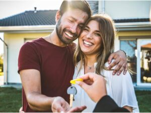 CAN YOU TAKE ADVANTAGE OF THE FIXED RATE CLIFF AS A FIRST HOME BUYER?